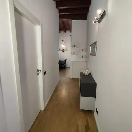 In Centro Casa Mila Apartament Como